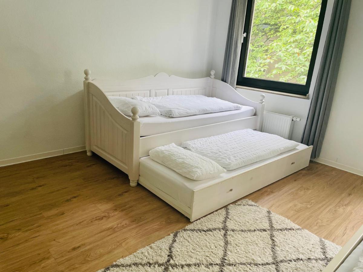 Zentrale Wohnung Direkt Am Hauptbahnhof - Bismarck Düsseldorf Extérieur photo