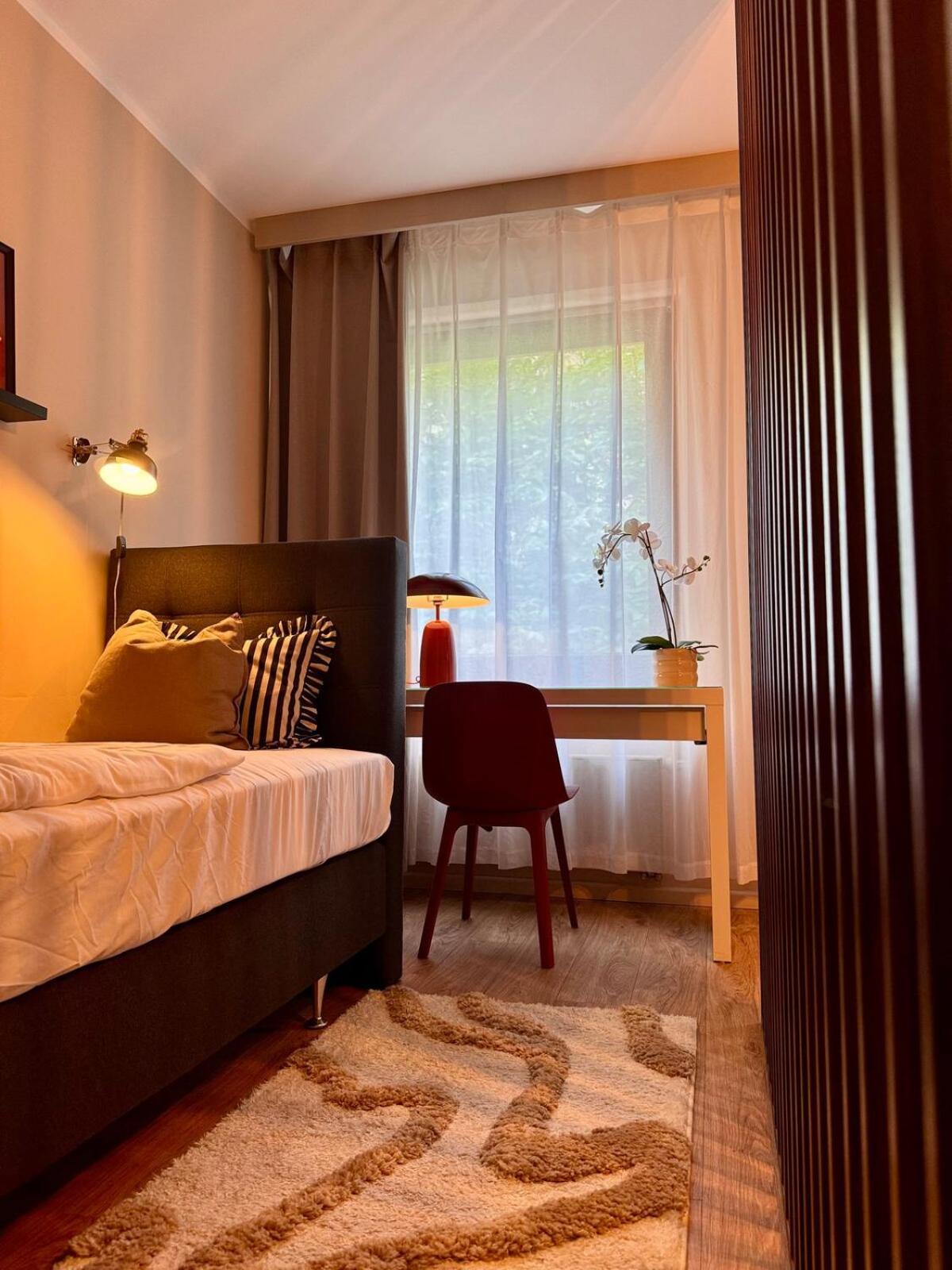 Zentrale Wohnung Direkt Am Hauptbahnhof - Bismarck Düsseldorf Extérieur photo
