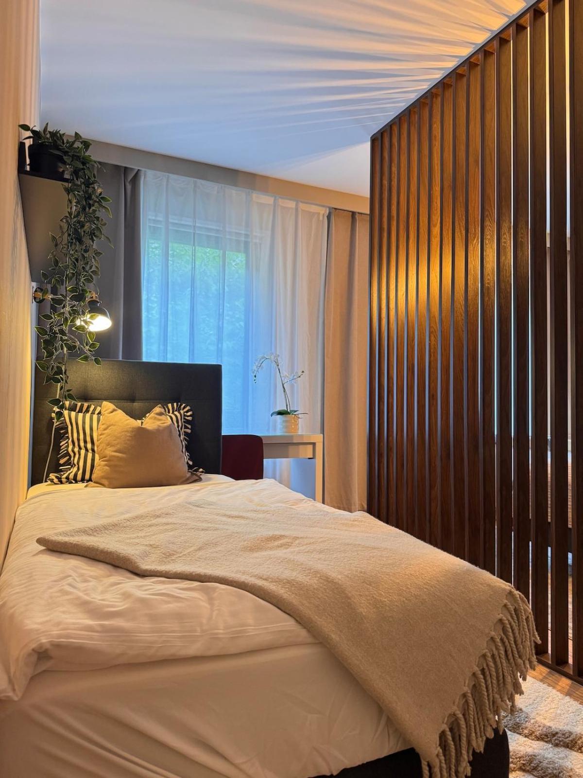 Zentrale Wohnung Direkt Am Hauptbahnhof - Bismarck Düsseldorf Extérieur photo
