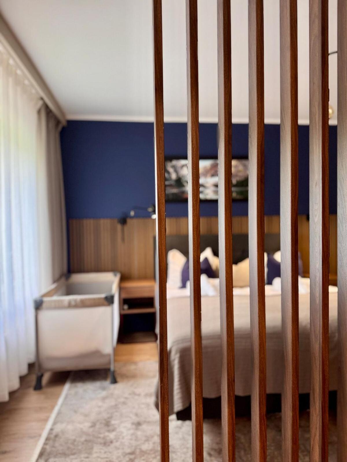 Zentrale Wohnung Direkt Am Hauptbahnhof - Bismarck Düsseldorf Extérieur photo