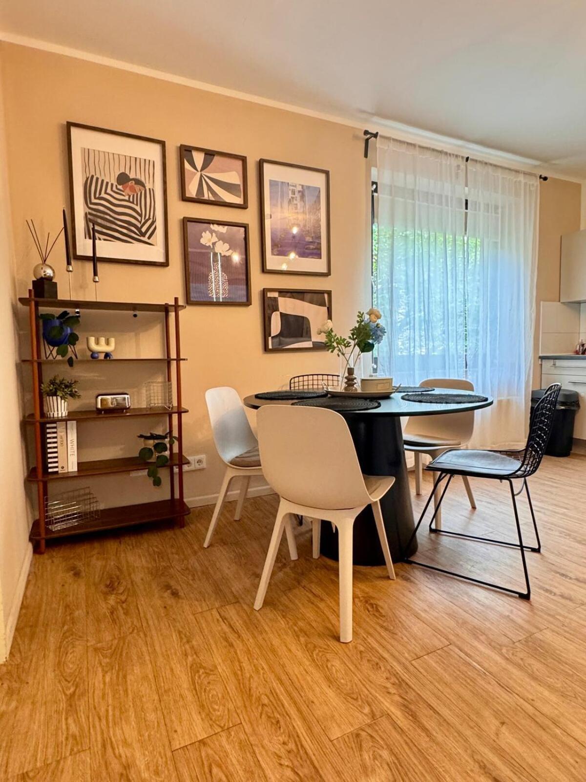 Zentrale Wohnung Direkt Am Hauptbahnhof - Bismarck Düsseldorf Extérieur photo