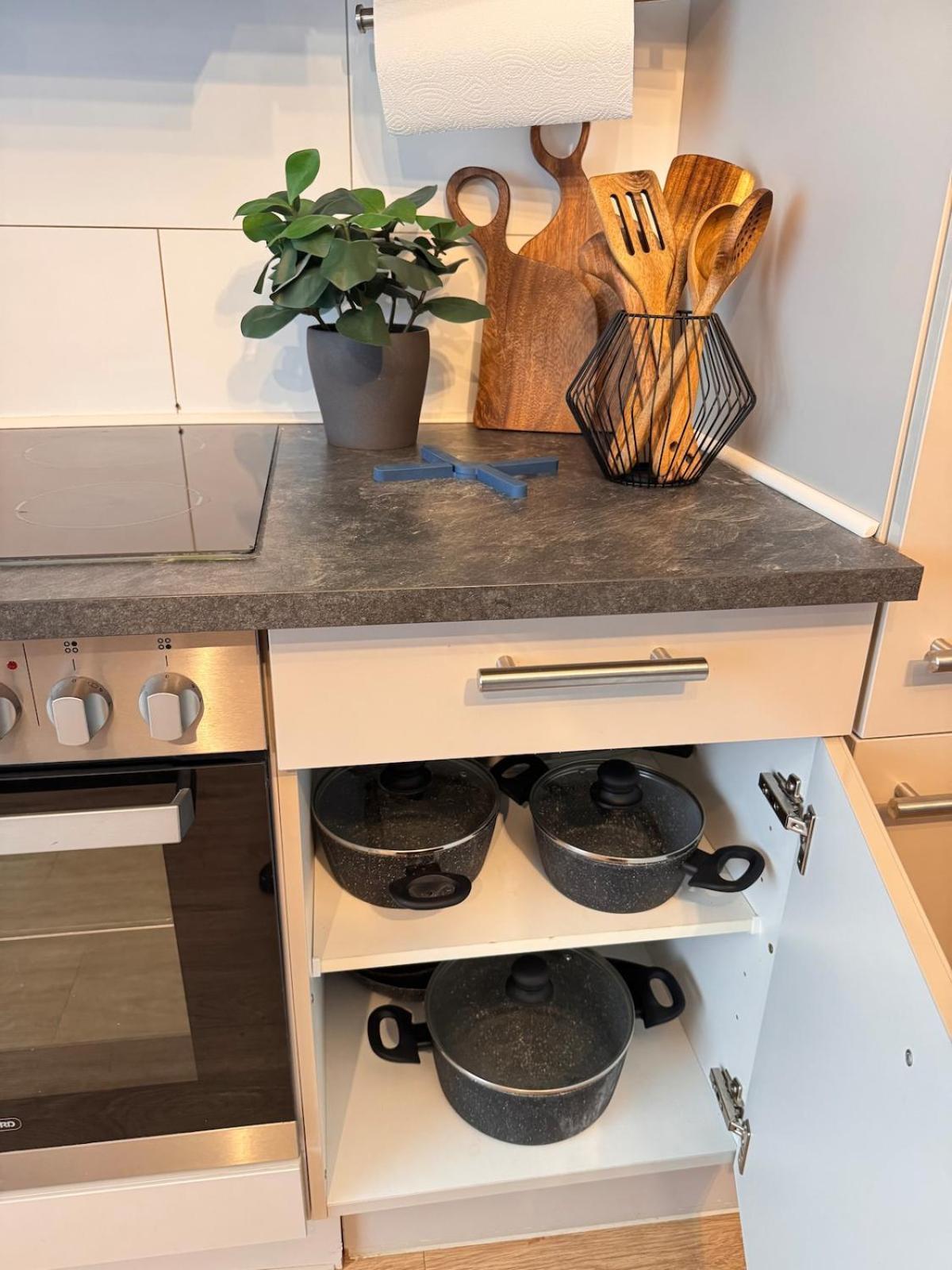 Zentrale Wohnung Direkt Am Hauptbahnhof - Bismarck Düsseldorf Extérieur photo