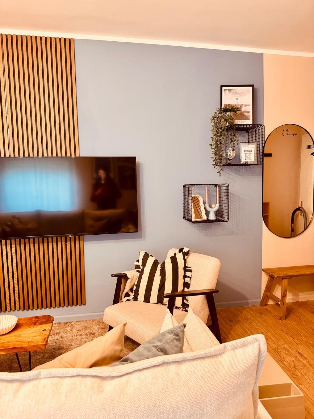 Zentrale Wohnung Direkt Am Hauptbahnhof - Bismarck Düsseldorf Extérieur photo
